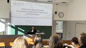 Promotionsverteidigung von Lisa Börmel im Hörsaal des Instituts für Ernährungswissenschaften